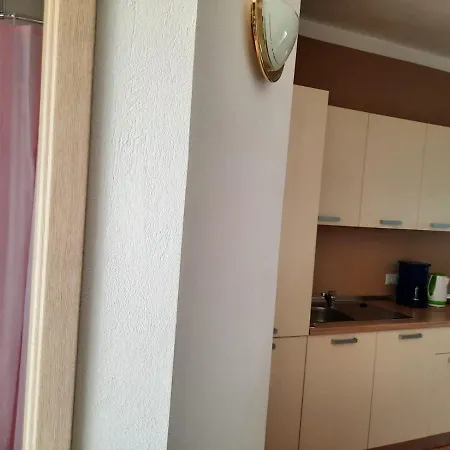 Haus Pedinka 2 *