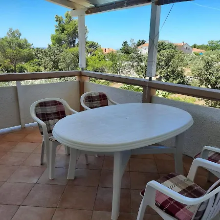 Haus Pedinka 2 * Vir