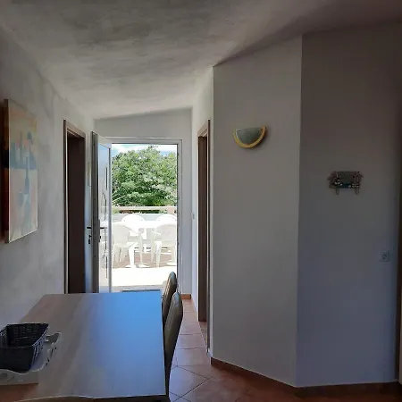 Haus Pedinka 2 아파트