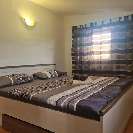 Apartament Haus Pedinka 2